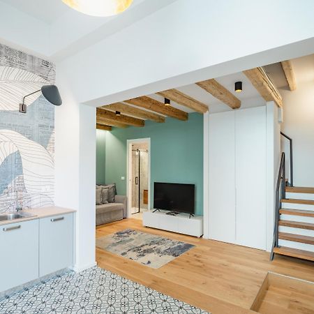 Casanostra Apartments Триест Екстериор снимка